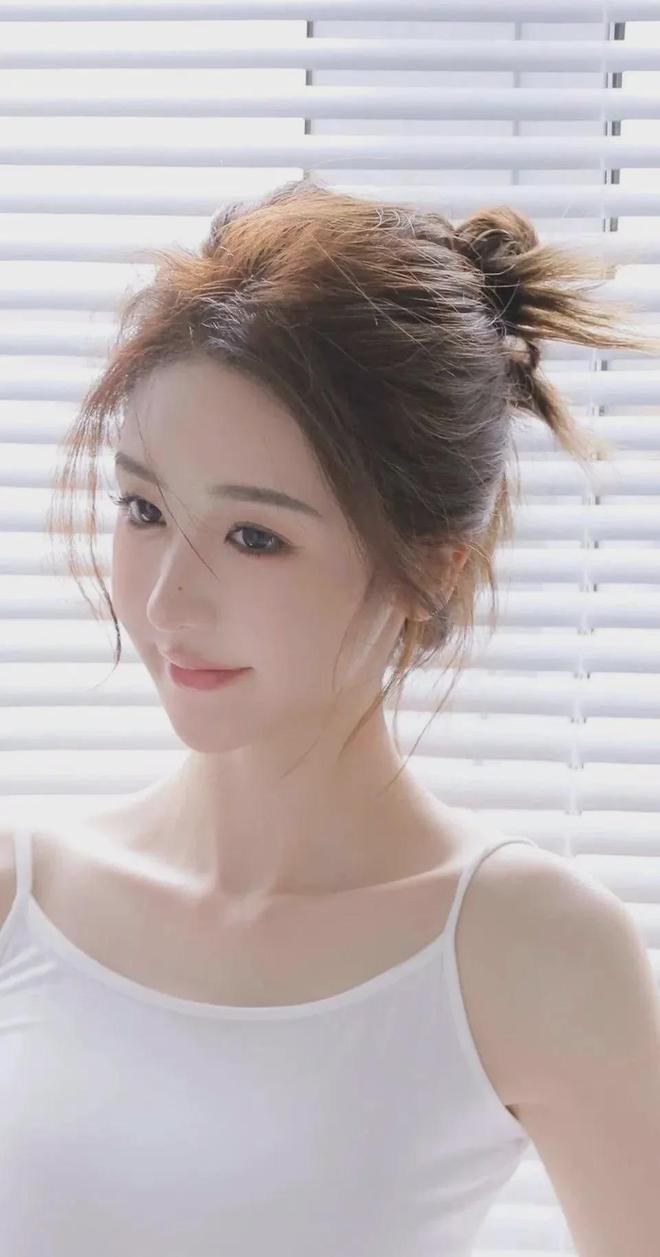 九游体育-《么公和媳妇》如如免费